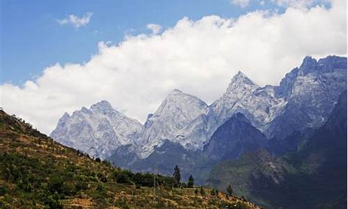 香格里拉旅游攻略自由行三天_香格里拉旅游攻略自由行三天多少钱